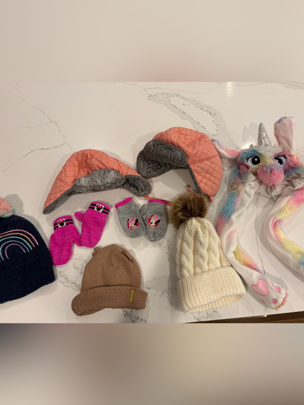 Toddler Girls Winter Hats & Minnie Mittens Set